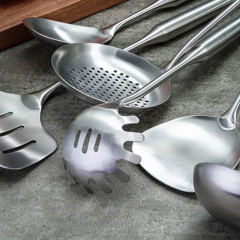 Stainless Steel Cooking Utensils Kitchen Shovel Fish Turner Soup Spoon Pasta Server Strainer Cooking Tools Cookware