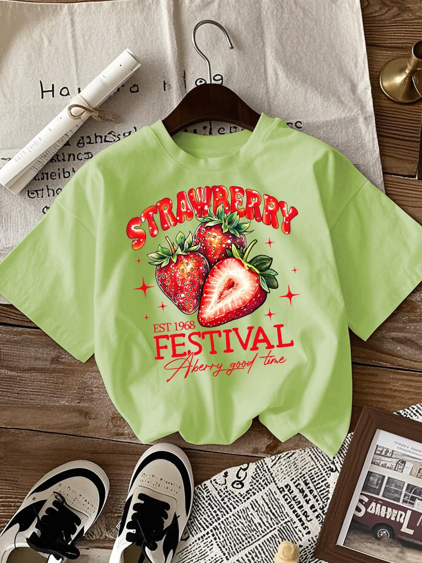 Strawberry Festival Print Women's Casual Breathable Cotton T-Shirt
