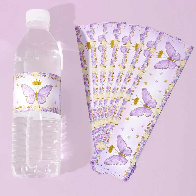 Etichette per bottiglie d'acqua modificabili Tea Party Girl Compleanno Tè per due Compleanno Fiori Rosa Oro Etichette per bottiglie stampabili Modello Corjl 0349 - Italia