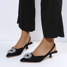 Chaussures à talons hauts et diamants pour femmes, escarpins à bout pointu, couleur chair, rose peu profonde, avec lanières au dos, grande taille, nouvelle collection 2021
