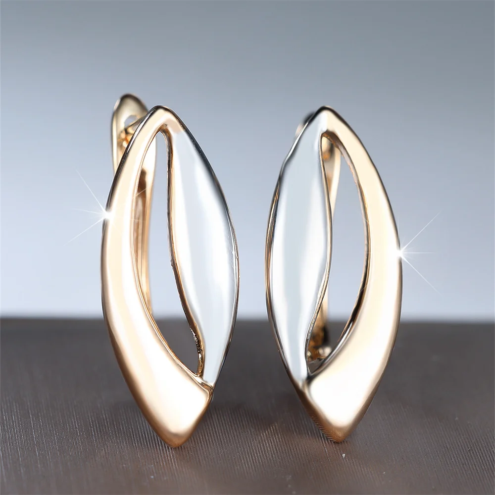 Antique Hollow Lips Shape Marquise Hoop Earrings For Women Vintage Gold Silver Color Ear Buckle Wedding Jewelry Engagement Gifts