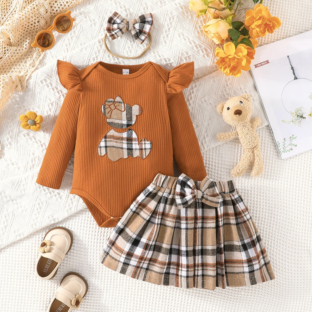 

Spring and Autumn Round Neck Flying Sleeve Knitted Top + Pleated Skirt Plaid Skirt Baby Two-piece Set Newborn Baby Girl Clothes
