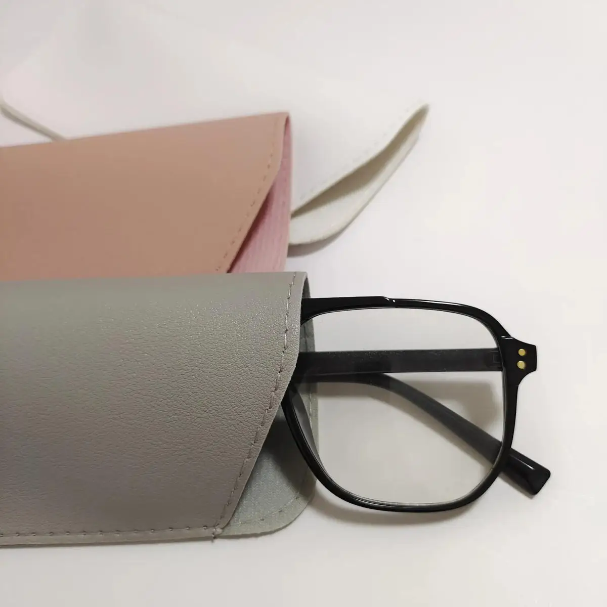 1pc Soft Glasses Bag Fashion PU Leather Eye Glasses Reading Pouch Cover Portable Eyeglasses Case Holder glasses case glasses storage bag sunglasses bag