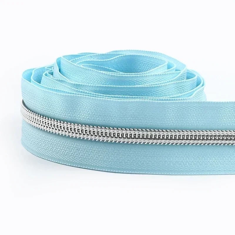 Durable Nylon Zipper for Sewing and DIY Projects