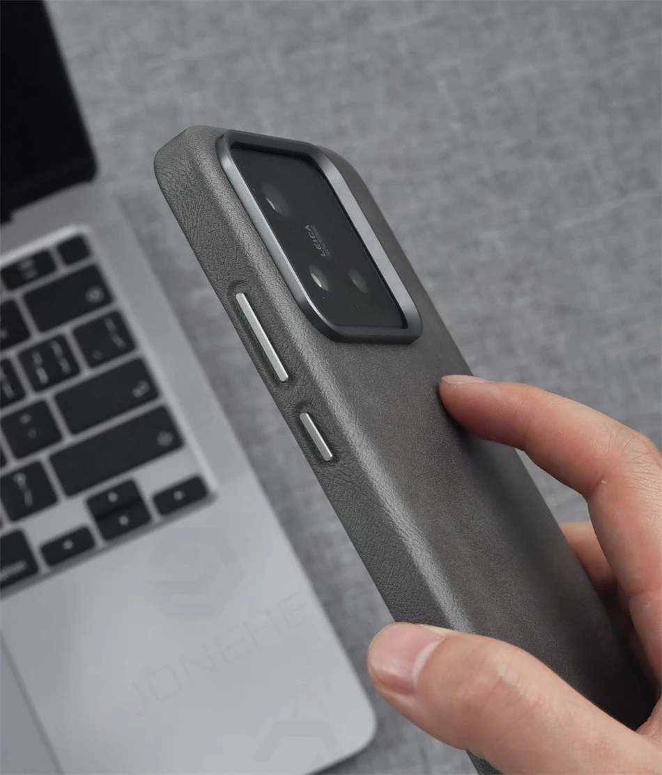 Premium Deluxe PU Leather Magnetic Case - Retro Business Shockproof Cover with Lens Protector