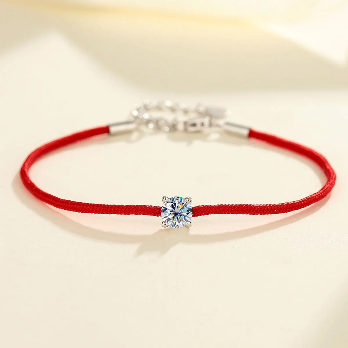 925 Sterling Silber 0,5ct D VVS Moissanit Rotes Seil-Armband für Damen Feiner Schmuck Hochzeit Verlobung Party Weihnachtsgeschenk