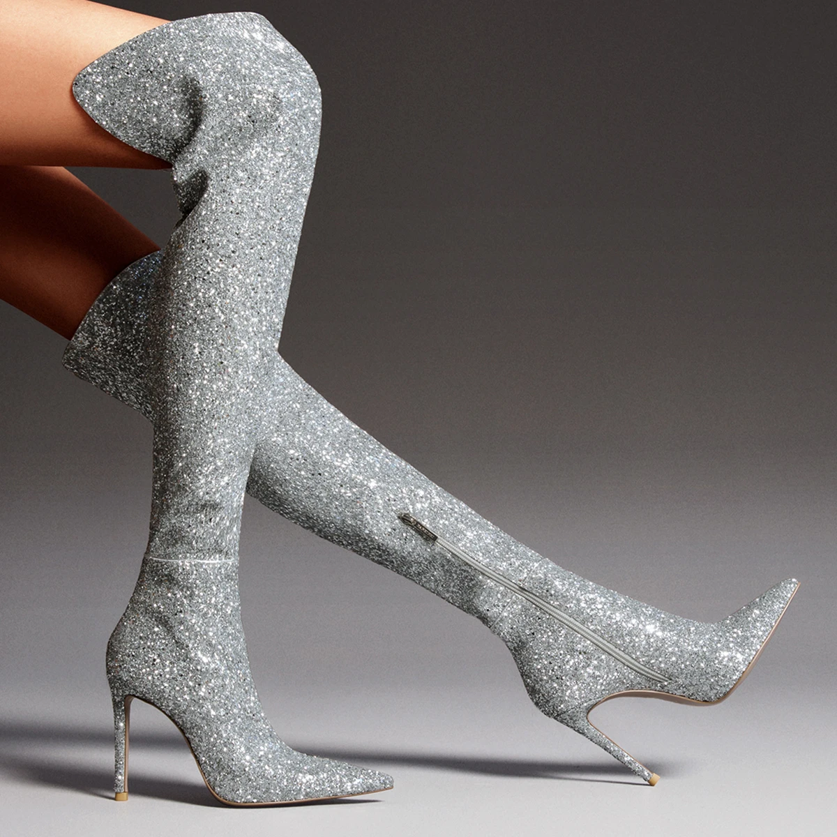 

Arden Furtado 2022 Winter Women's Thigh high boots Pointed toe Sequins Stiletto heels Sexy Side zipper fashion boots