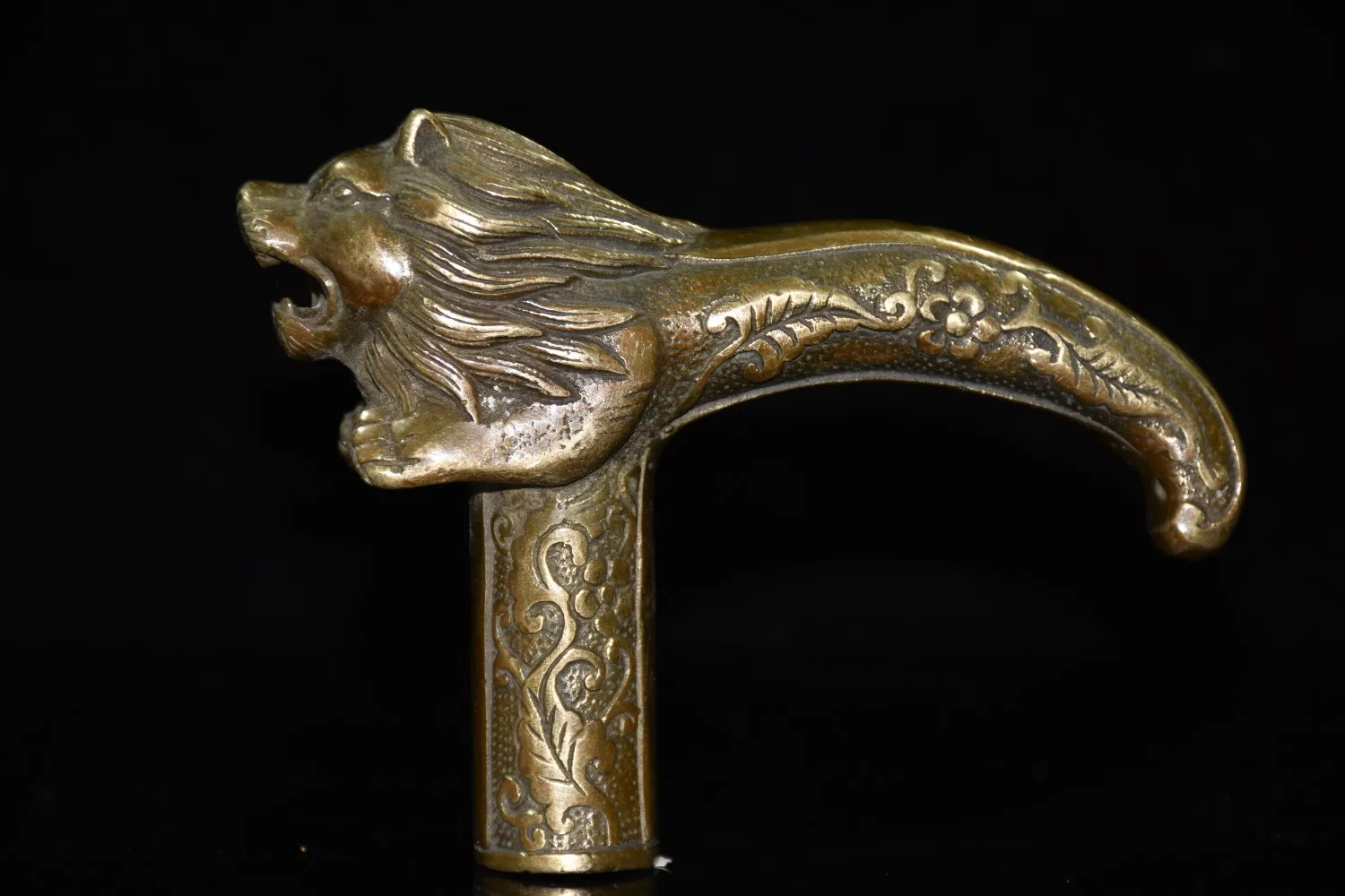 

Brass brass lion walking stick head decoration piece walking stick head collection decoration