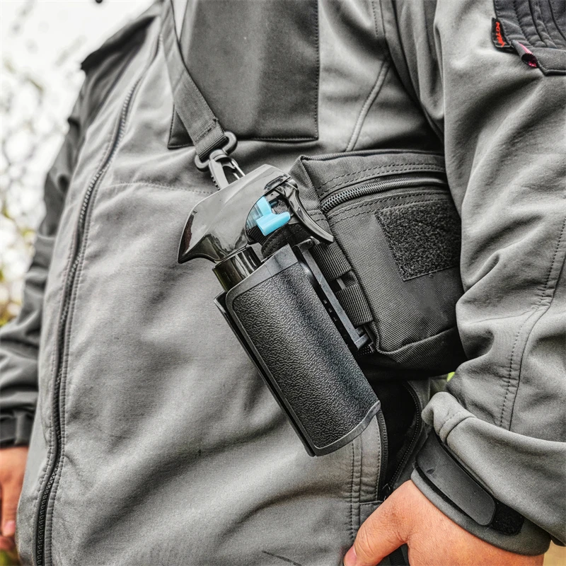 

100ml EDC Portable Quick Release Tactical Watering Can Disinfection Mosquito Prevention Tool Press Type