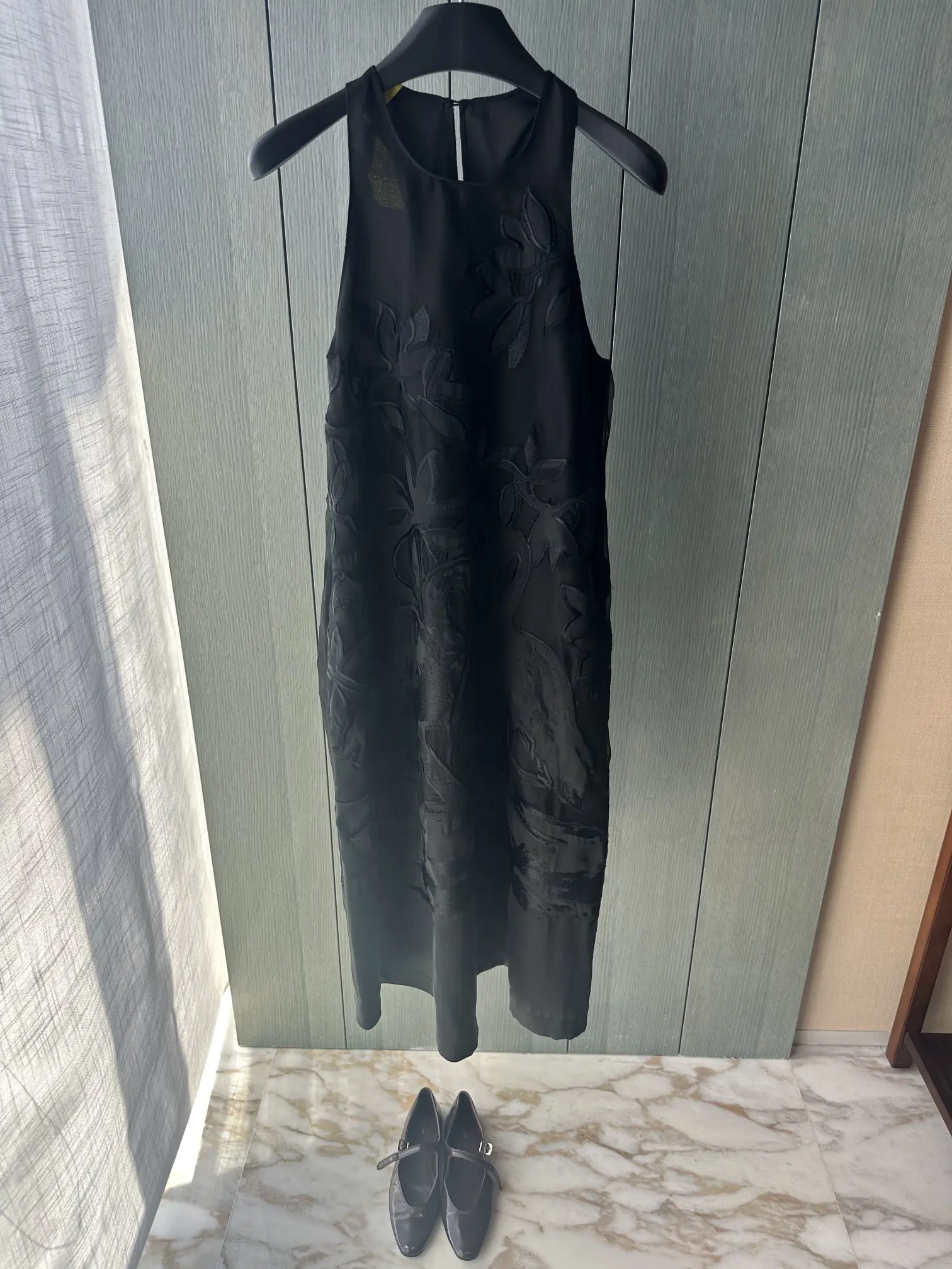 

2023 Women's Clothing The new silk fabrics embroidered dress