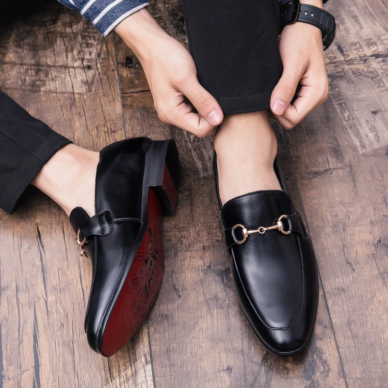 2024 Men's Casual Shoes Genuine Leather Mens Classic Retro Buckle Loafers Moccasins Men Comfortable Outdoor Driving Flats