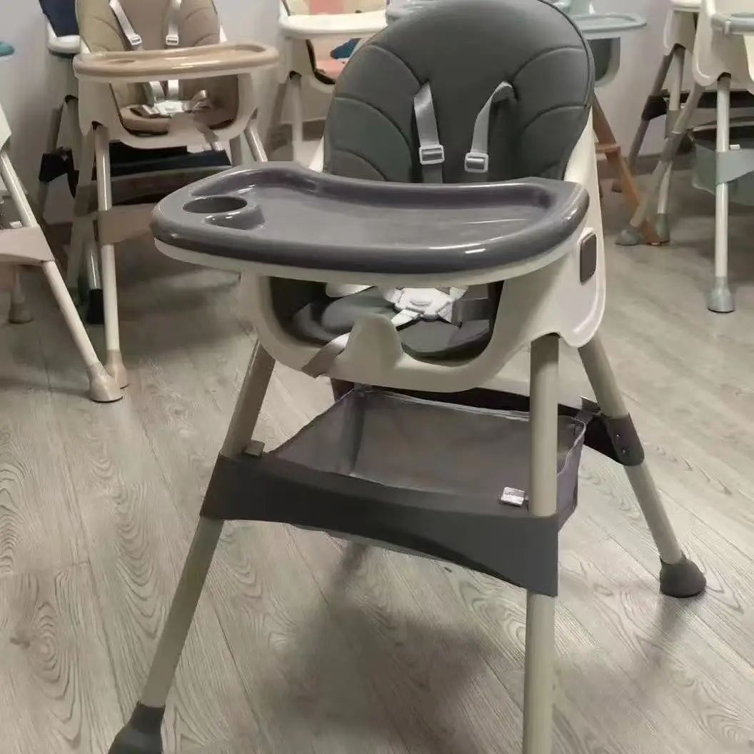Kids Dining Table Chair Children's Foldable Fall Resistant Dining Table and Chairs with Wheels for Home