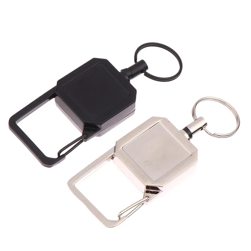 Chiave Domestica Con Il Keychain Della Casa Ed Il Cuore Di Legno Falsi Su Fondo D Annata Concetto Dolce 131886957