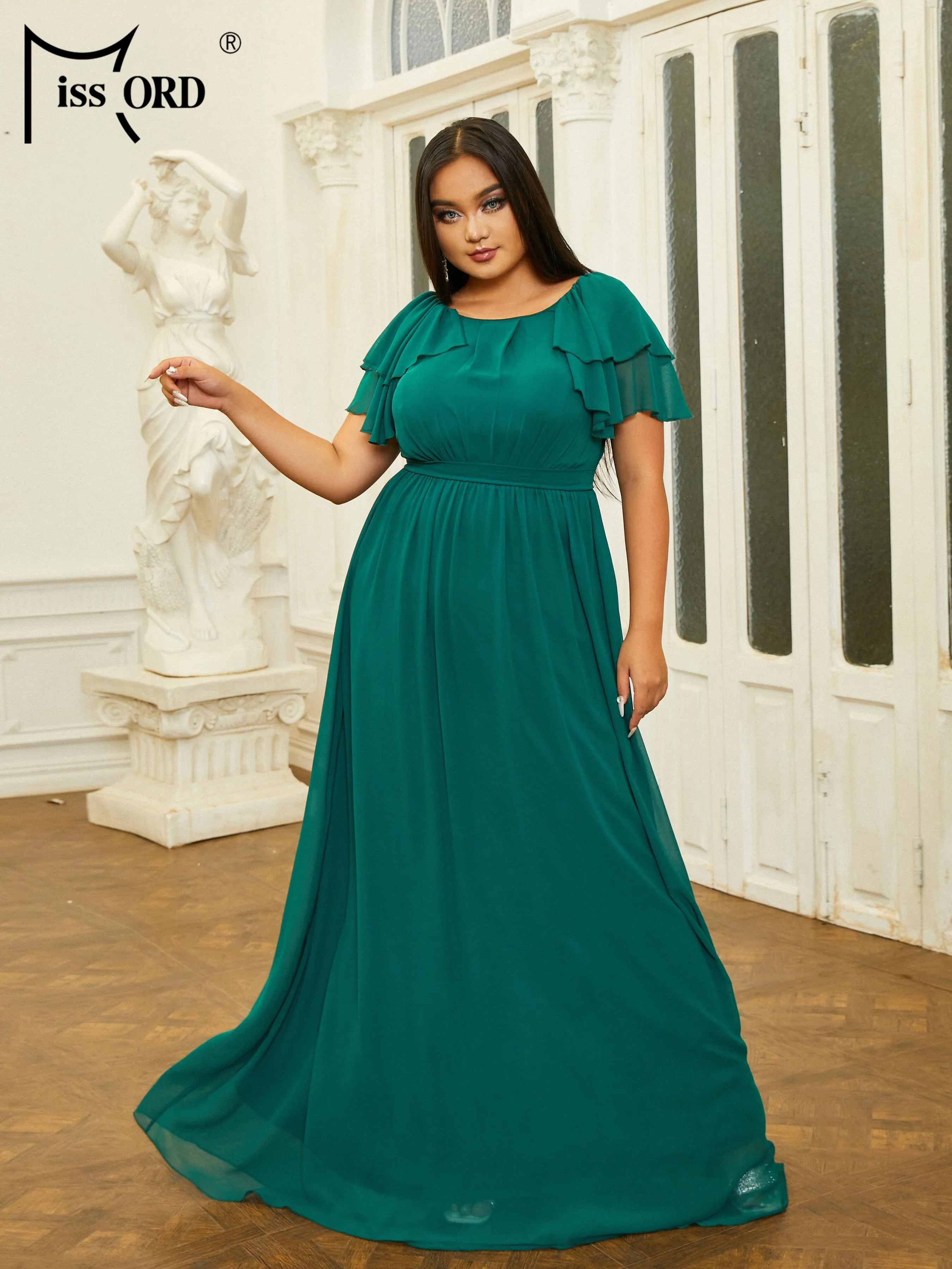 Женское платье с круглым вырезом, коротким рукавом и трапециевидным силуэтом