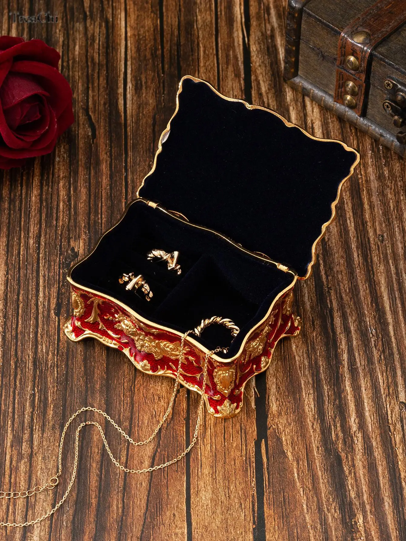 European Rose Diamond Jewelry Box Light Luxury Creative Jewelry Small Color Hand Painted Jewelry Box Wedding Dress