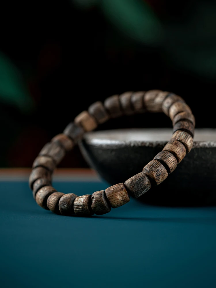 

High Quality Genuine Natural Nha Zhuang Agarwood Bracelet Old Material Chess Wooden Buddha Beads Female Men's Single Circle