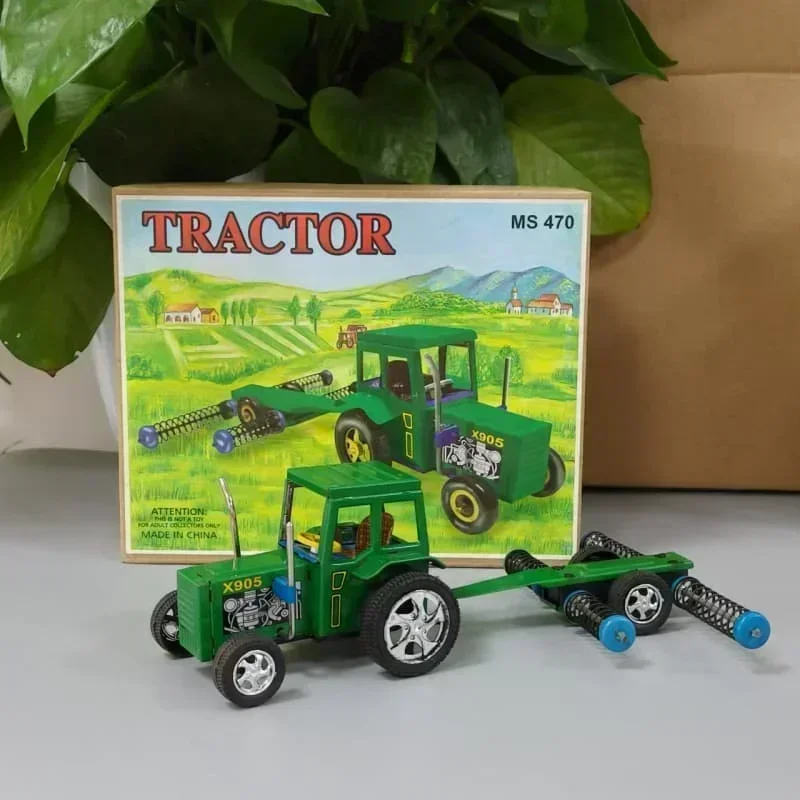 [Best] Adult Collection Retro Wind up toy Metal Tin The Tractors robot Mechanical toy Clockwork figures model kids gift