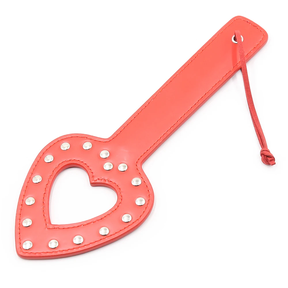 

2023 New Riding Equestrian Bat PU Leather Heart-Shaped whips Premium Equestrianism Rivet Spanking Paddle