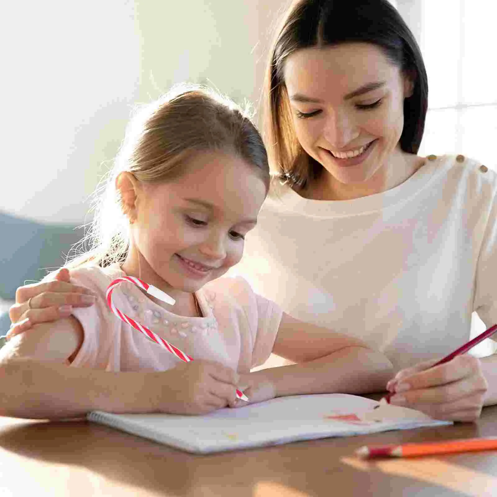 

Christmas Crutch Design Pens Stationery Candy Cane Shape Pencils Christmas Writing Pens Stationeries(Assorted Color)