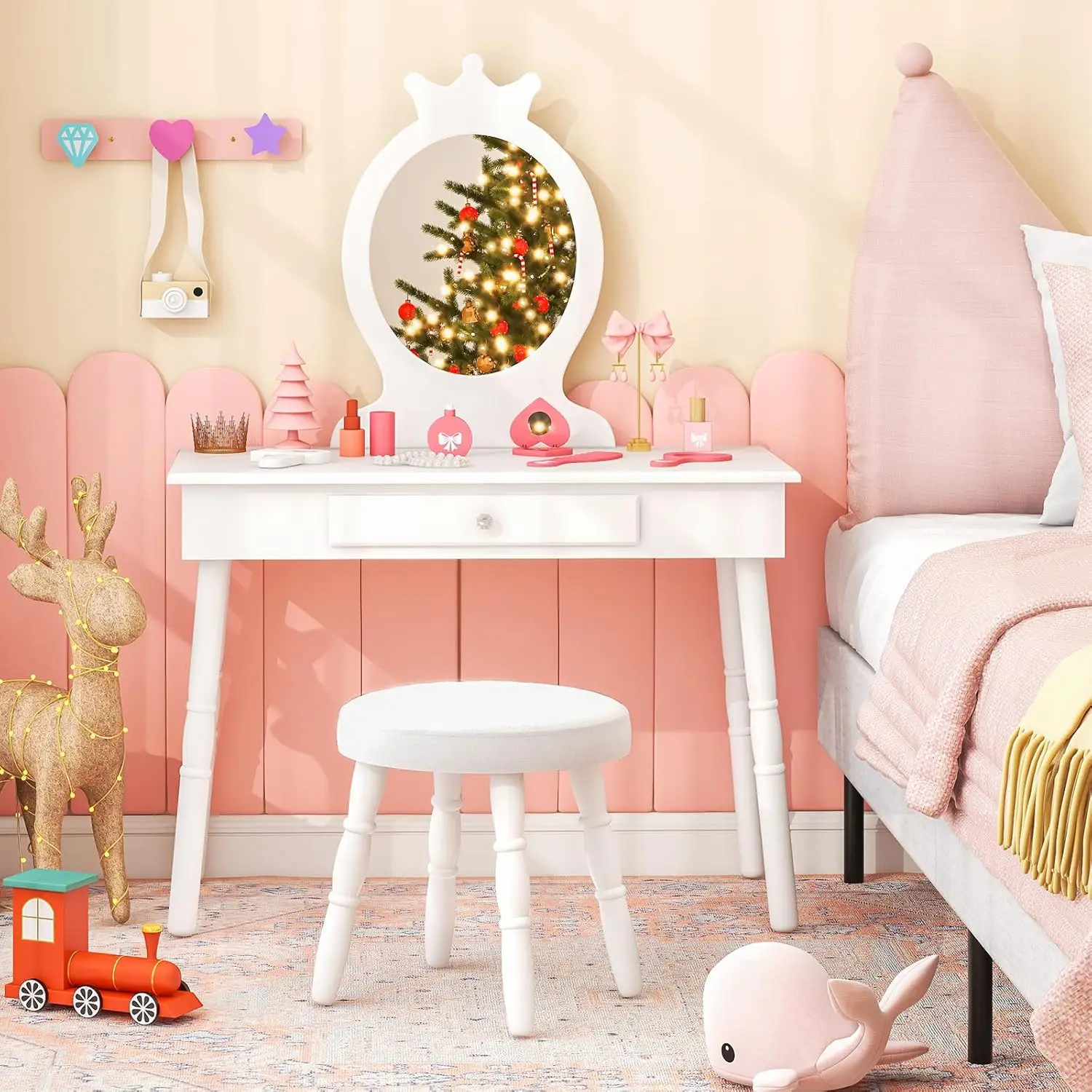Kids Crown Vanity Set with Mirror & Stool 3