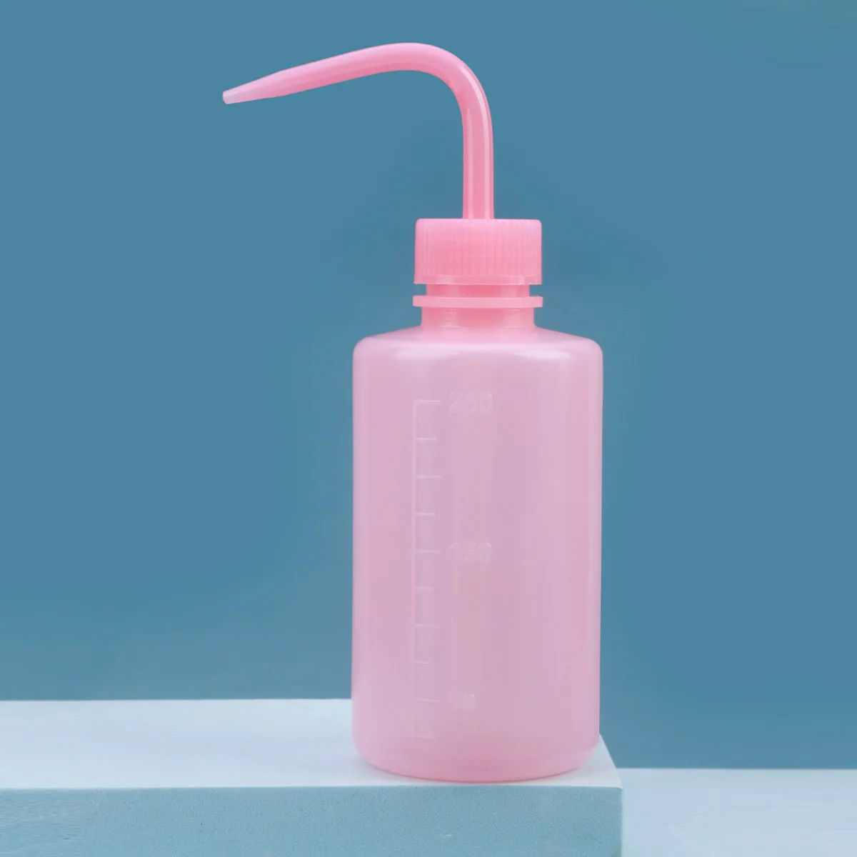 250 ml große Squeeze-Wasser-Spritzflaschen für Flüssigkeiten mit schmalem Mund und Skala zum Spülen von Flaschenbewässerungswerkzeugen und Pflanzenbewässerung – Detail 12