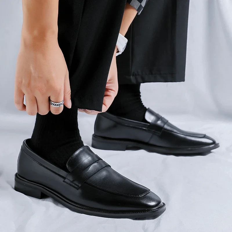 Luxury Brand Loafers for Men Leather Casual Shoes Italy Wedding Dress Business Office Pointy Formal Driving Shoe