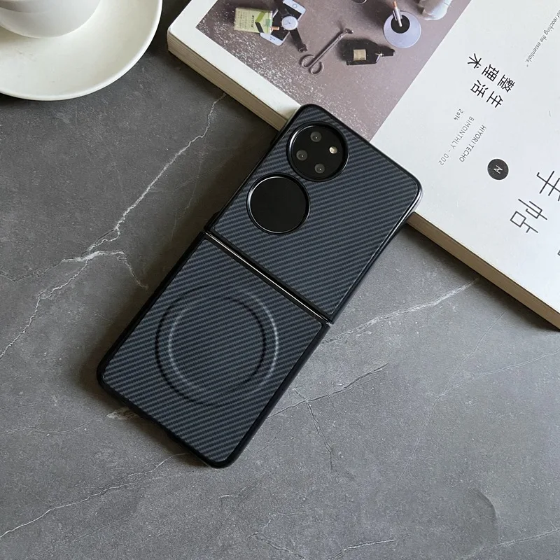 Magnetic Carbon Fiber TPU Case with Magsafe Compatibility and Anti-Knock Protection