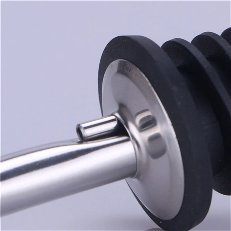 100pcs Wine Bottle Pourer Stopper Stainless Steel Wine Liquor Spirit Pourer Free Flow Bottle Pour Spout Stopper Bar Tool
