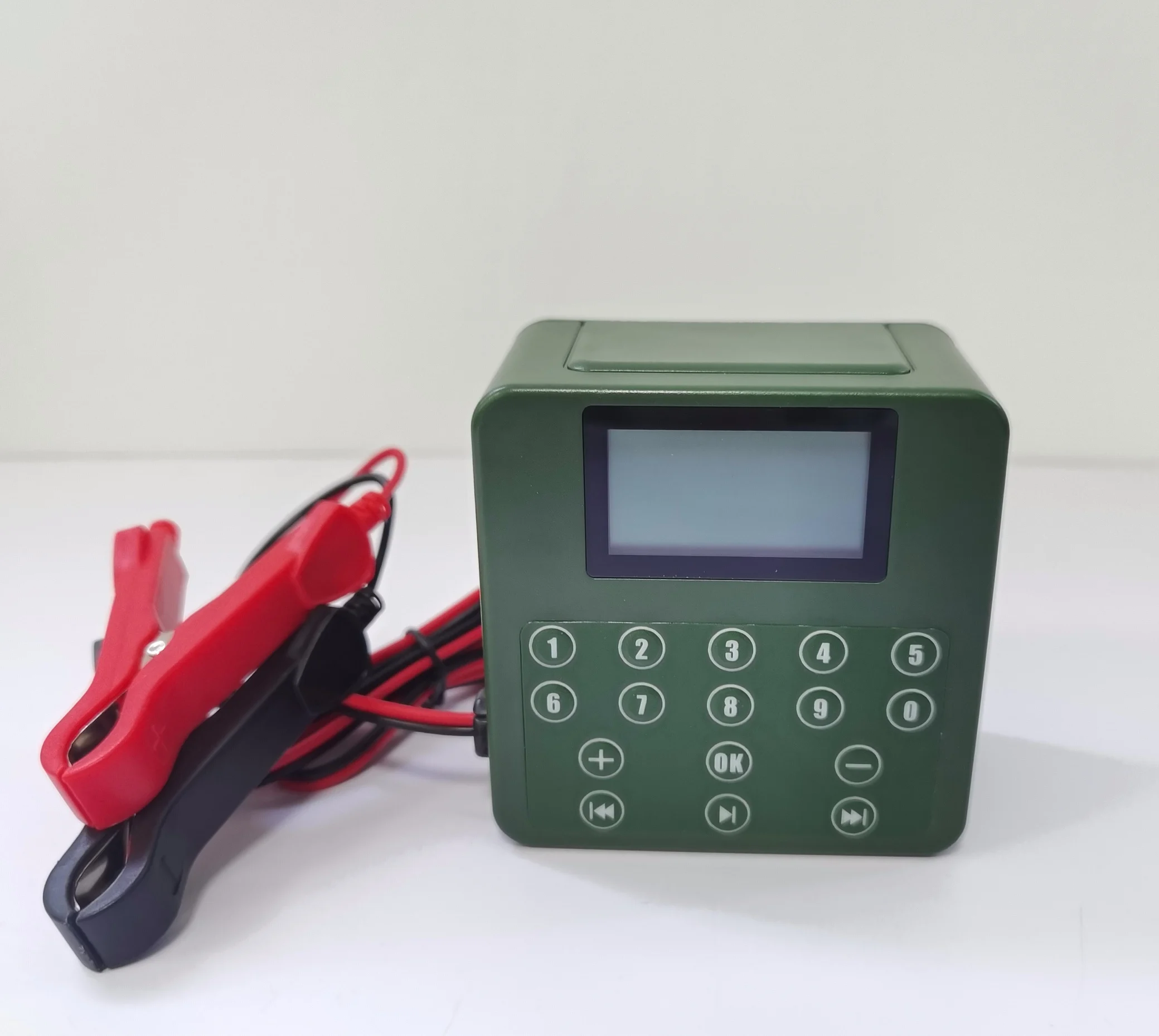 Password Support Bird Sounds Device 100W Speaker Pigeon Decoy BK1528 Duck caller MP3
