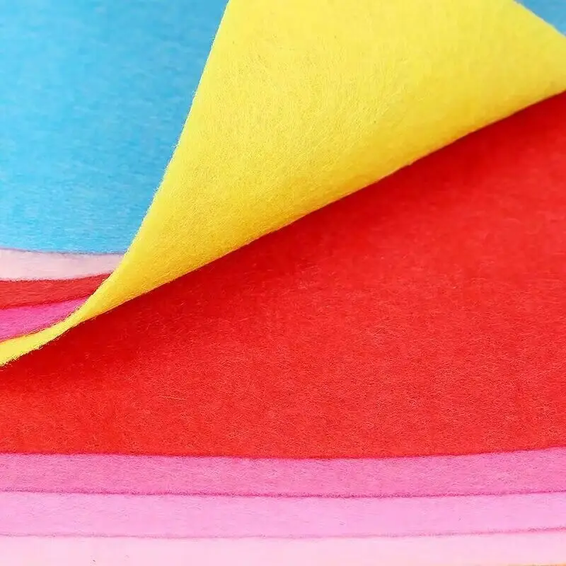 40Pcs High Quality Craft Felt Fabric Sheet 1mm Thick Nonwoven Square 10cm 3.94Inch Multicolor DIY Toy Scrapbook Material For Kid