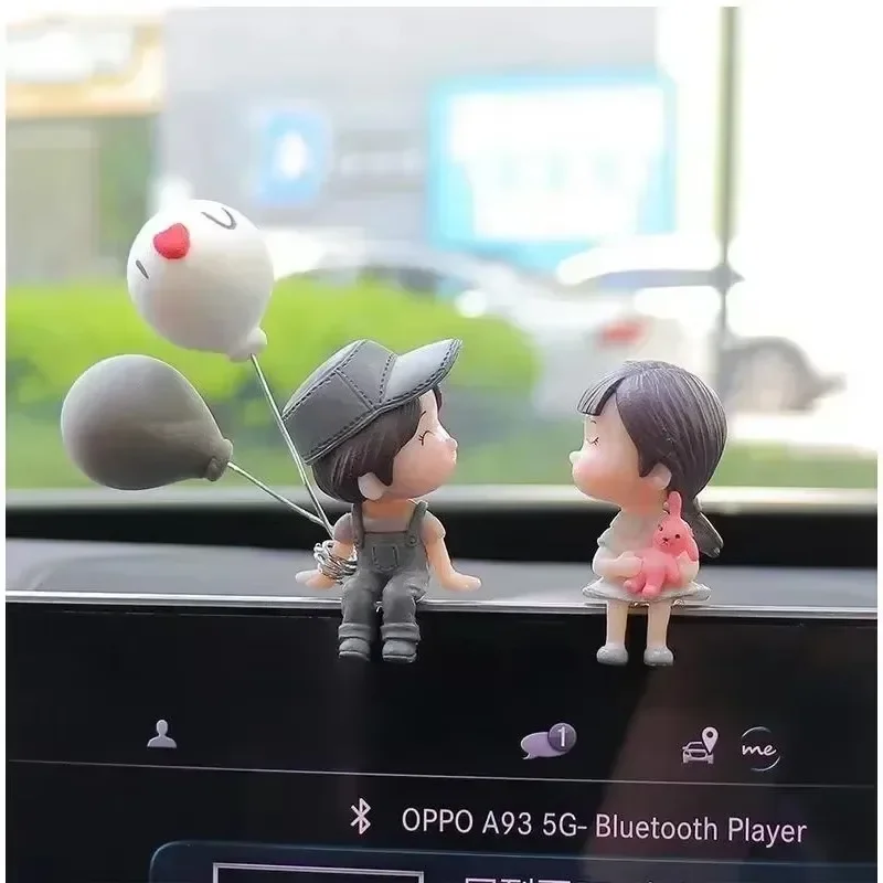 Cute Couple Car Ornaments Interior Decoration Crafts Home Office Desk Balloons Couple Ornaments Instrument Panel Figurine Decor