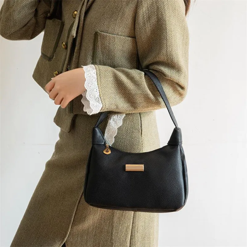 Fashion Shoulder Bag for Women, Solid Color Synthetic Leather Handbag with Zipper Closure, Versatile Underarm Dumpling Purse