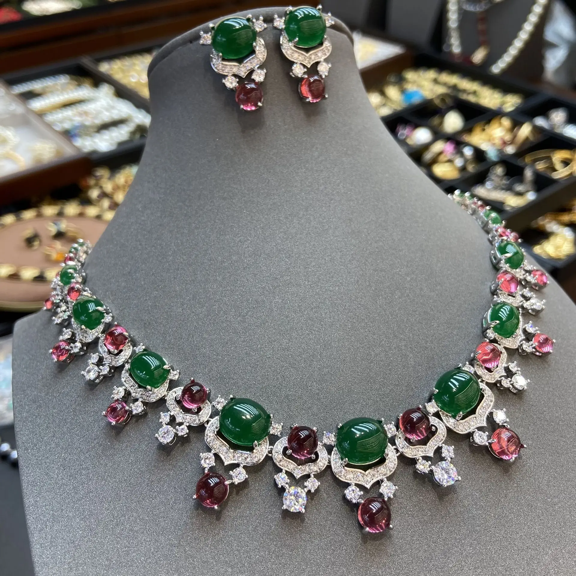 Women Bridal Studded Diamond Zircon Necklace Earrings Set 2024 4