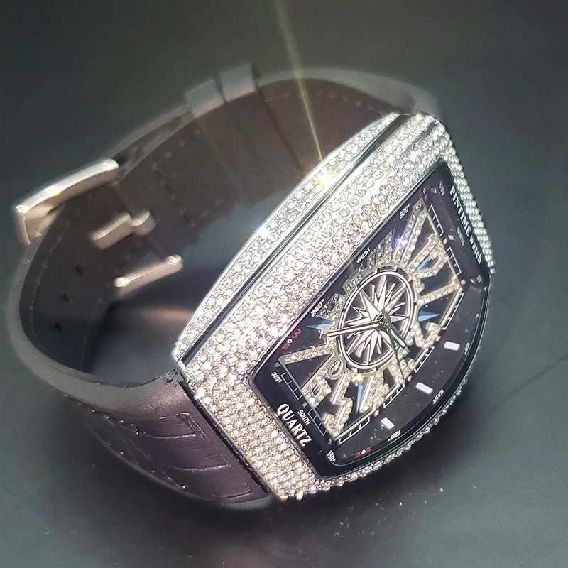 Luxury Diamond Watches For Men Fashion Design Tonneau Rubber Strap Quartz Watch Hip Hop Sport Iced Out Automatic Date Clock 2022