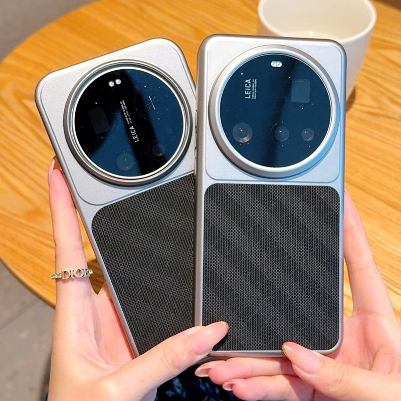 Minimalist Shockproof & Drop-Resistant Leather-Covered Phone Case