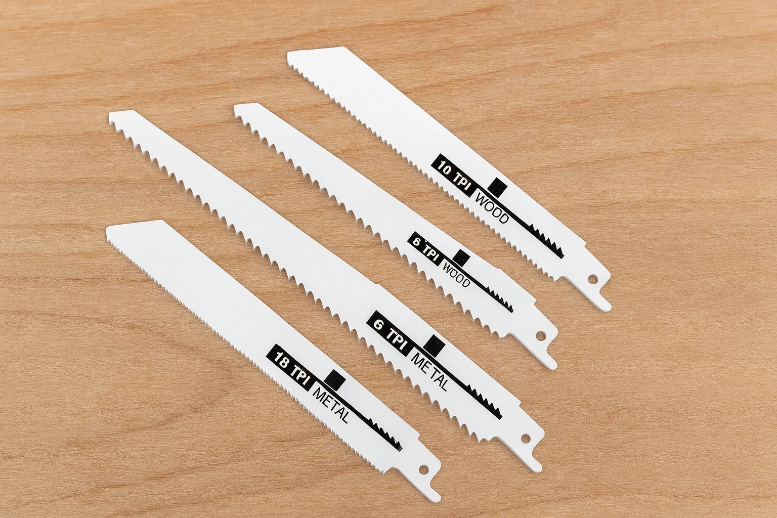 Reciprocating Saw Blade 4pcs Universal Wood and Metal Cutting Coarse and Fine Teeth DIY Professional Use Durable Tools