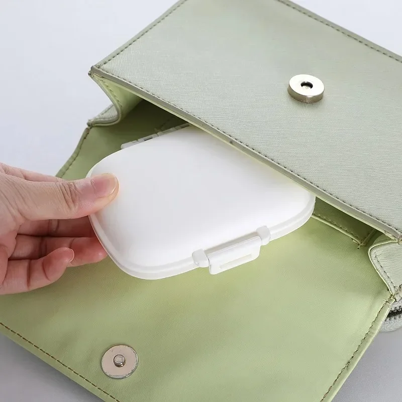 Organizer Mini Portable 8 Grids Pill Box Travel Medicine Container Wheat Sealed Tablets Storage Dispenser Box for Medicines