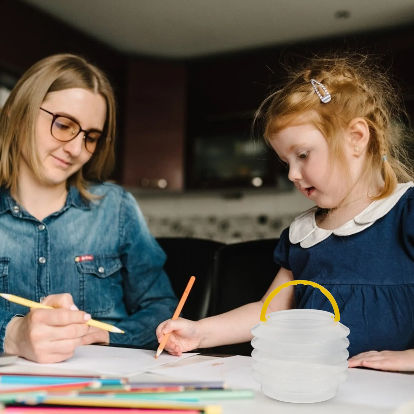 1Pcs 휴대용 접이식 브러시 세척 버킷 프리미엄 플라스틱 페인트 브러시 세척기 야외 그림 청소용 아티스트 도구 홀더