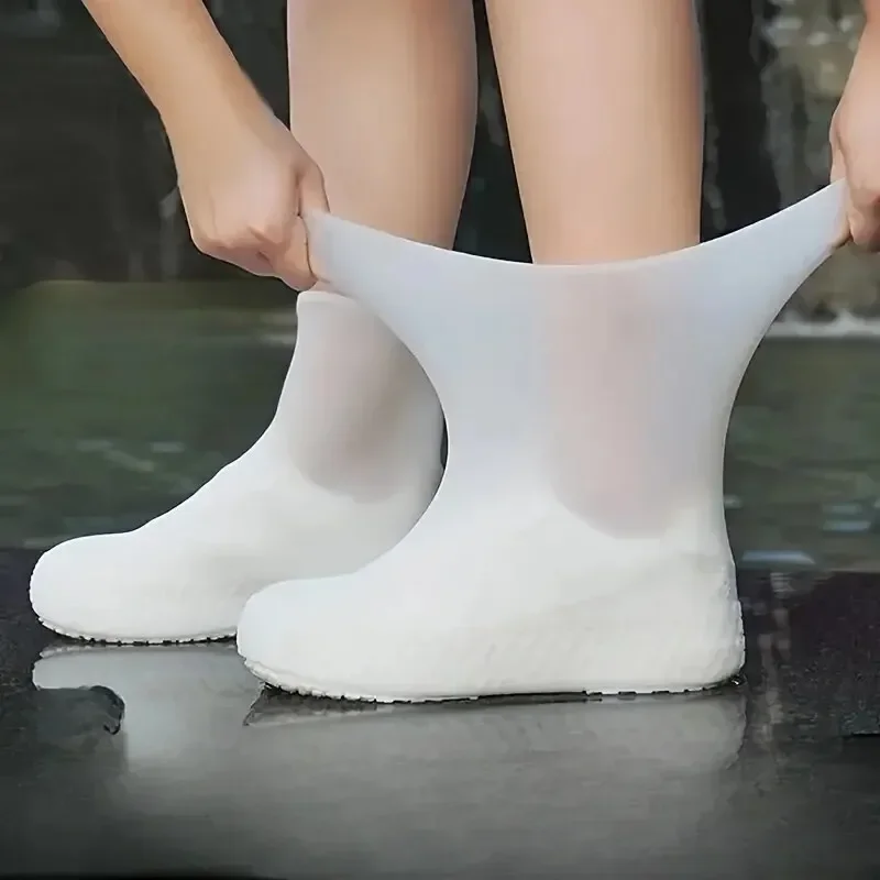 1คู่รองเท้าบู๊ท overshoes สำหรับการใช้งานกลางแจ้งรองเท้ากันน้ำซิลิโคนฝาครอบรองเท้าในวันฝนตกนำมาใช้ใหม่ได้ไม่ลื่นฝน
