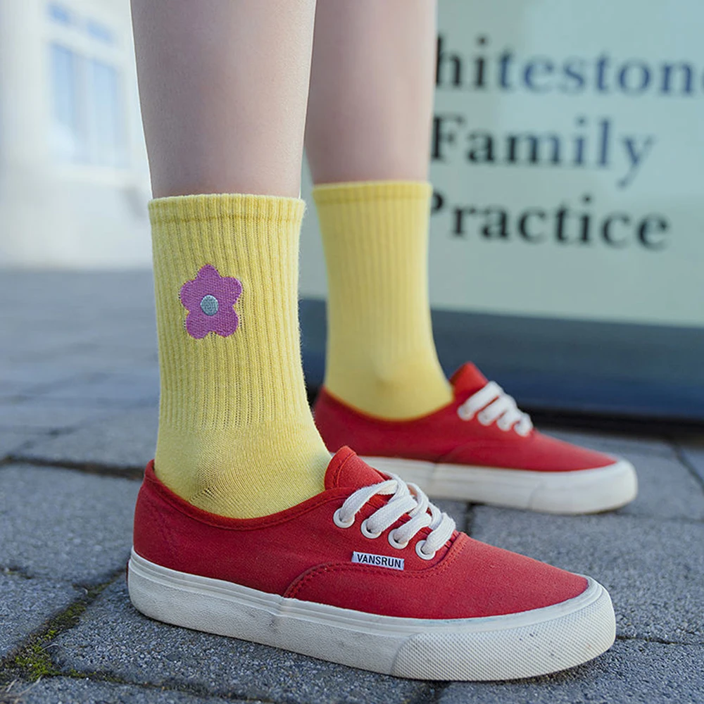Fashion Candy Color Flower Women Socks 3 Pairs Sports Leisure Cotton Skateboard Socks Trendy Stretch Soft Funny Breathable Sock