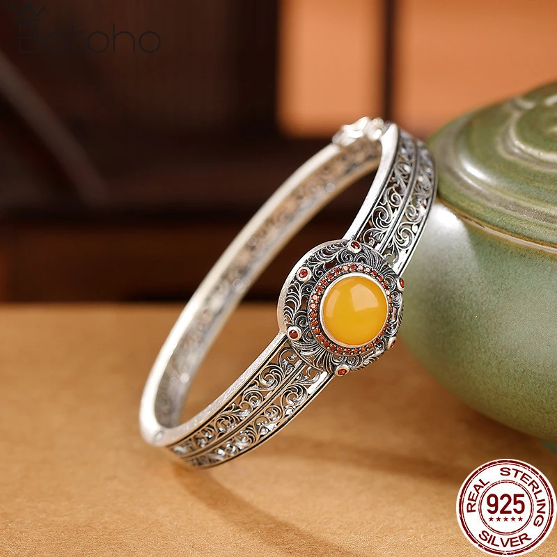 

Браслет из серебра 925 пробы с позолоченными матовыми бусинами