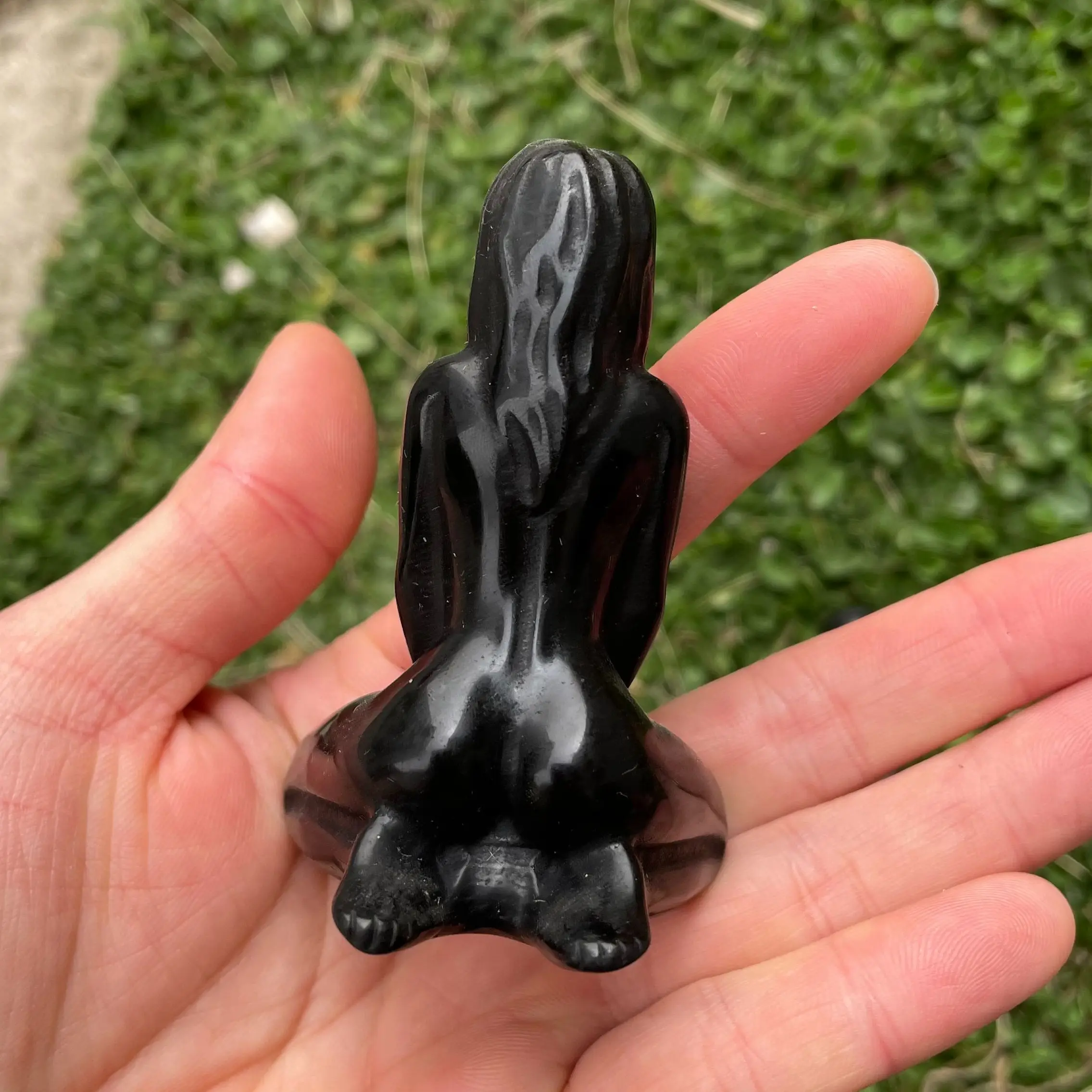 Sexy-Body-goddess-Natural-Crystal-Female-Model-Statue-Obsidian-Girl-Polished-Figurine-Crafts-Reiki-Stone-Home.jpg Szexi Test Istennő Természetes Kristály Női Modell Szobor Obszidián Lány Polírozott Figurák Kézműves Reiki Kő Otthoni Dísz Ajándékok - Image 6