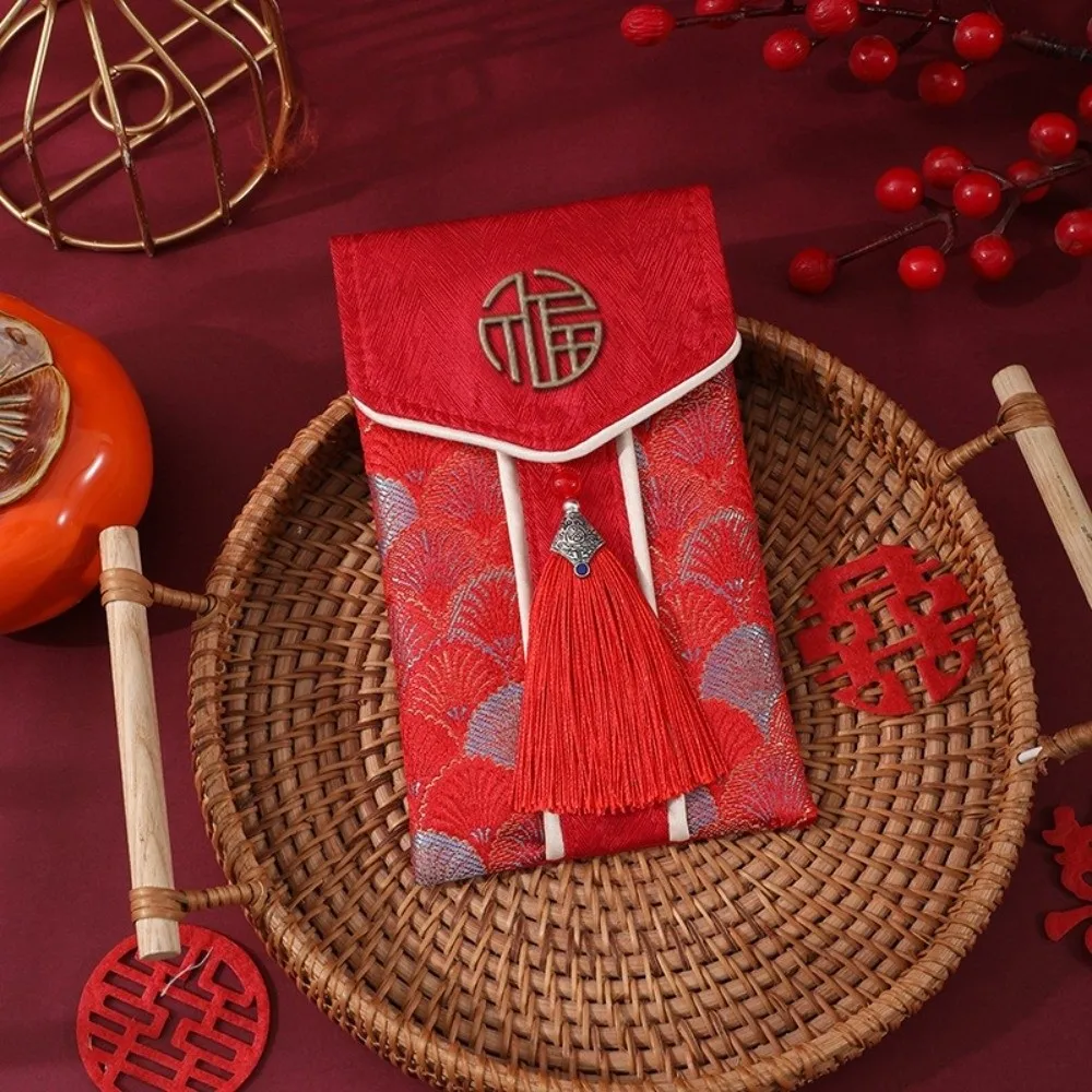 Embroidery Craftsmanship Chinese Style Red Envelope Ten Thousand Yuan Exquisite Baby Blessing Red Envelope with Tassel