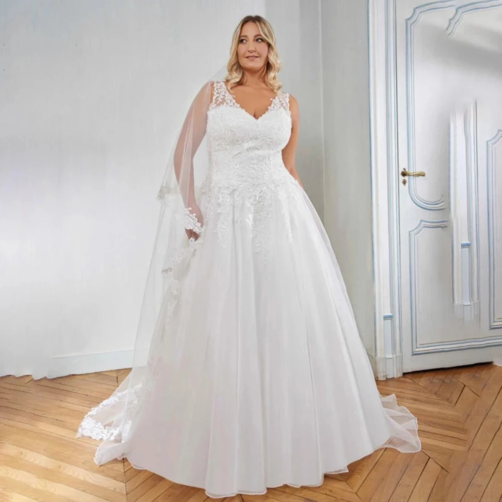 

Elegant V-neck Sleeved Open Back Ruched Wedding Gown Plus Size New 2023 Beautiful Fascinating Mopping The Floor Brial Dresses