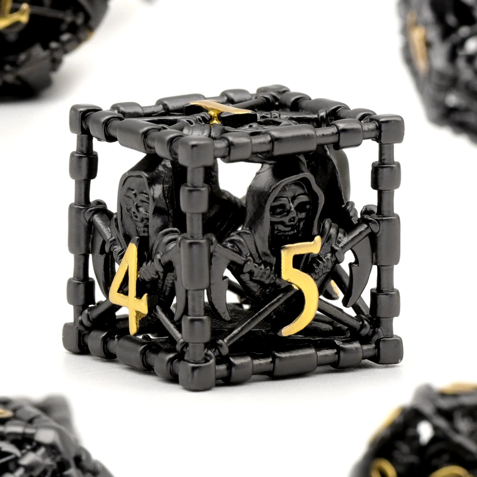 7Pcs DND Dice Set Roleplaying Game, Metal Hollow Polyhedral Dice Set  Reaper Dice Used forTable Game, Board Game(Black Gold)