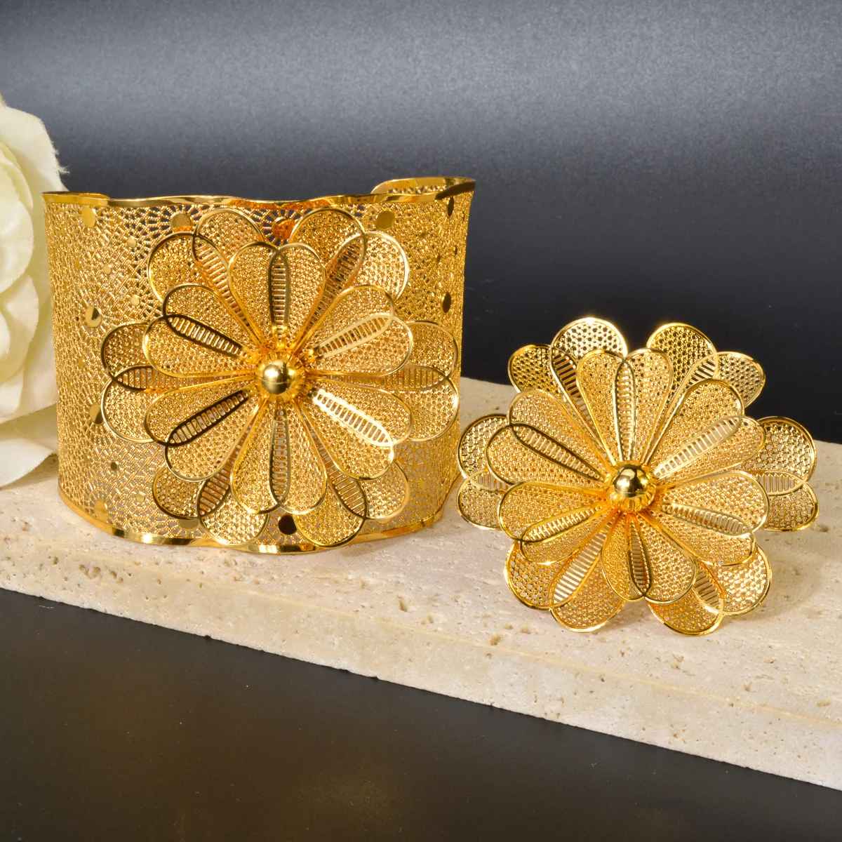 Dubai Arab Wedding Jewelry Set Exaggerated Wide Bracelet Gold