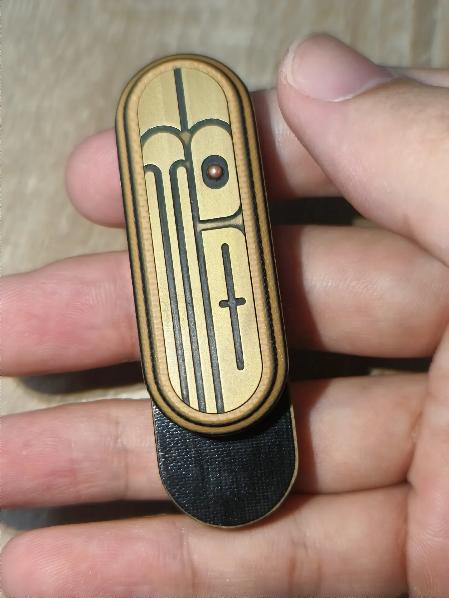 

Gd Edc стальные бобы, подписанные на G10, игрушка для декомпрессии