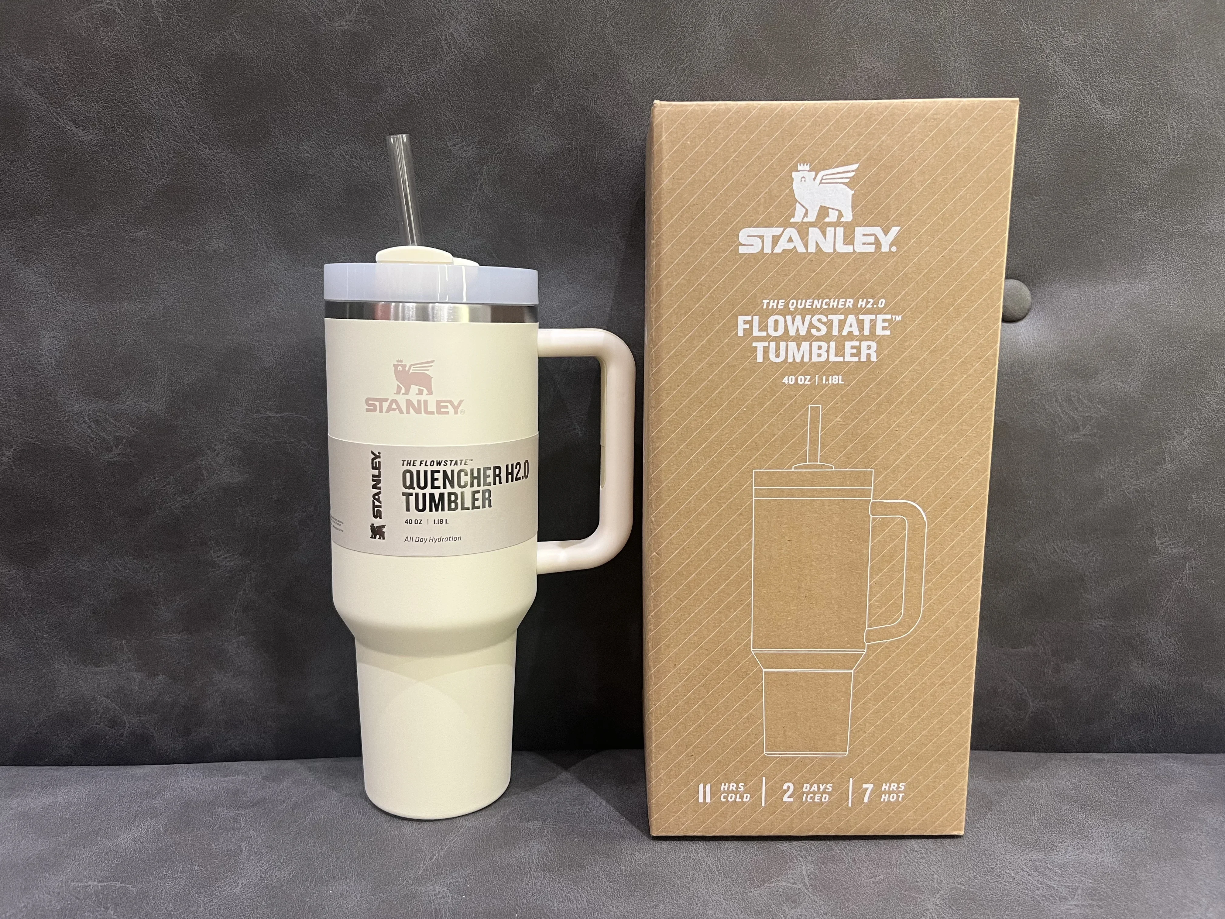 Stanley Tumbler with Handle Straw Lid Stainless Steel 30oz/40oz Vacuum  Insulated Car Mug Double Wall Thermal Iced Travel Cup