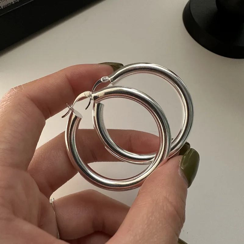 

Женские серьги-кольца из серебра 925 пробы с защитой от аллергии