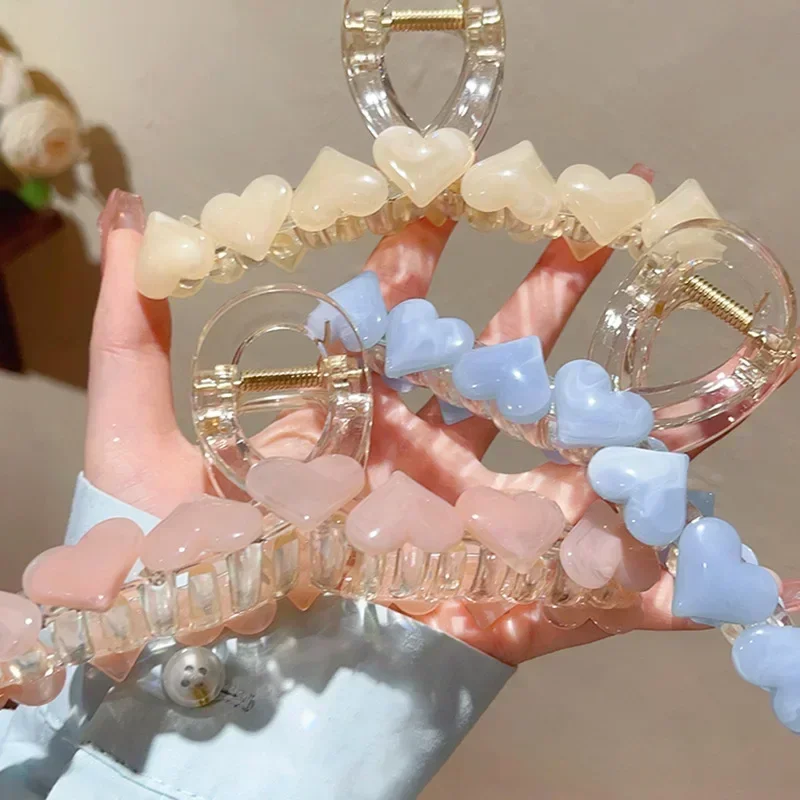 Women's Love Jelly Claw Clip Girl's Back Spoon Summer Korean New Exquisite Shark Clip Fashion Accessories Hair 13cm hair accessories